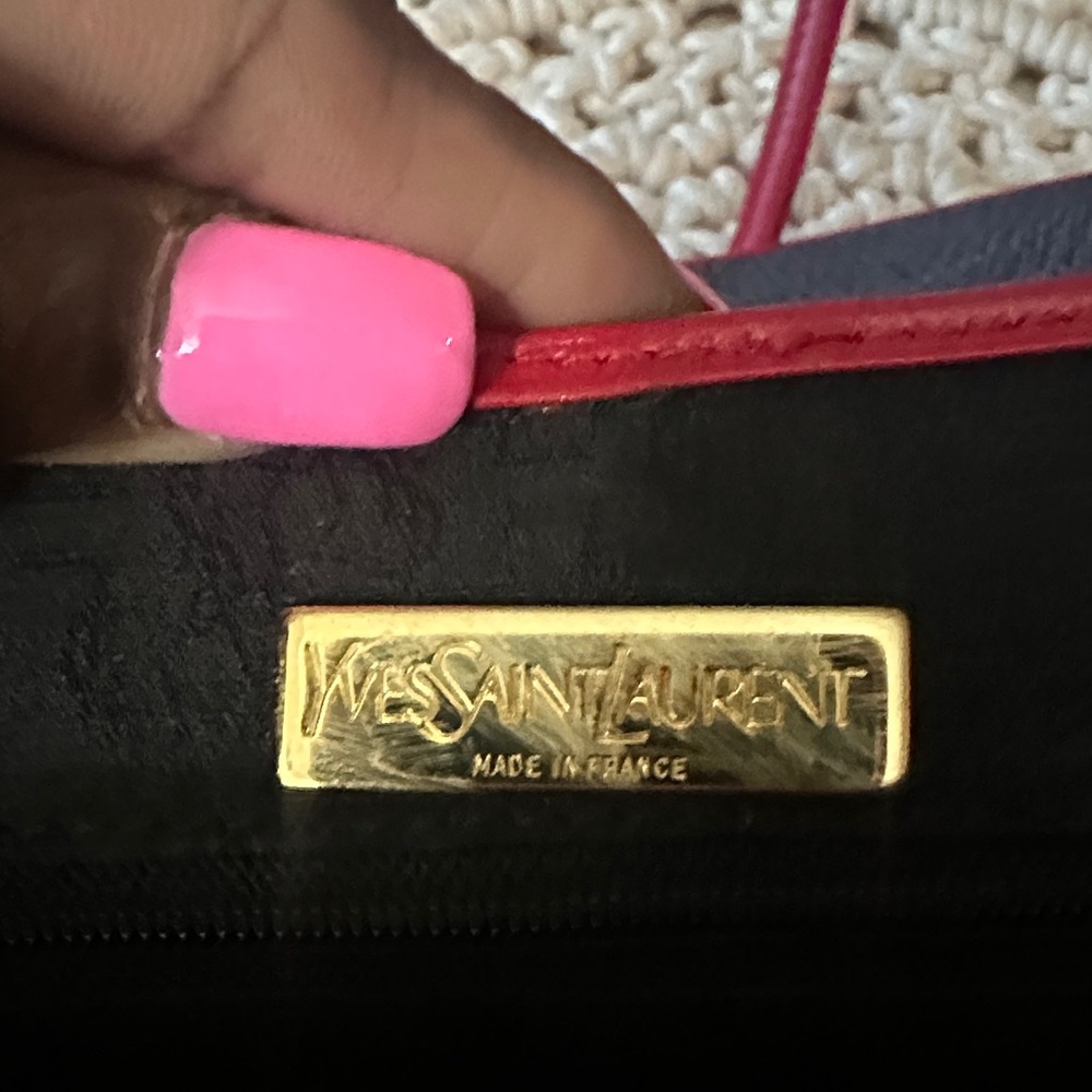 Yves Saint Laurent Red and Black Vintage Crossbody Bag - Picture 6 of 16